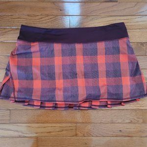 Lululemon Pace-Setter Skirt Size 12 Red and black Plaid